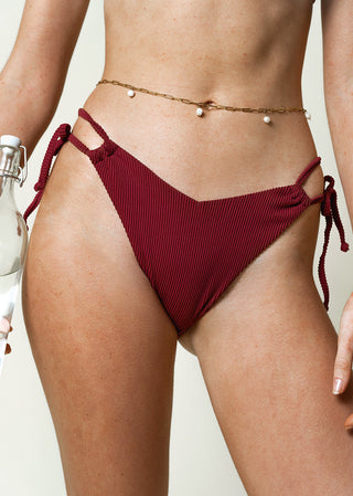 detail of burgundy bikini bottom with rib details by lioa lingerie