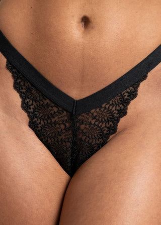 detail of v-shaped thong by lioa lingerie with embroidery